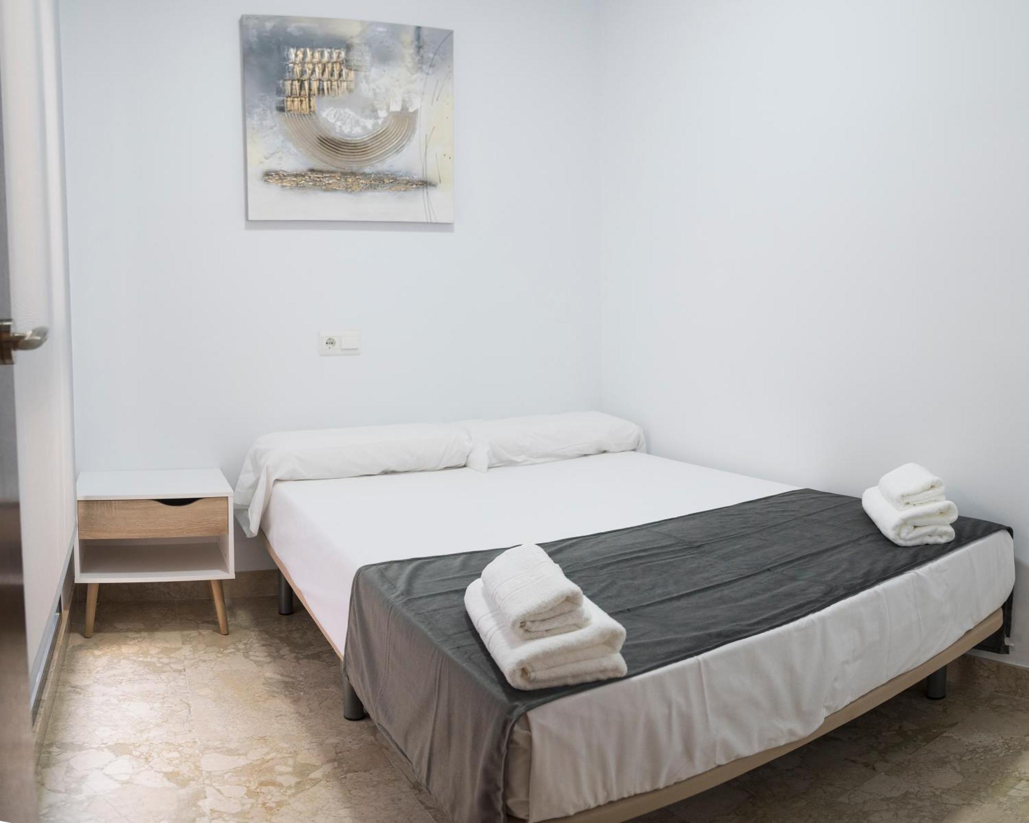 Nightinsevilla Teodosio Free Parking Экстерьер фото
